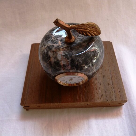 Apple Shaped Marble Table Clock Paperweight Home Decor Figurine - Picture 3 of 8